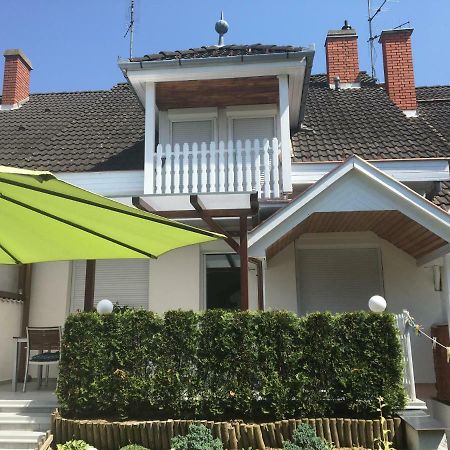 Beta Apartman Bük Esterno foto