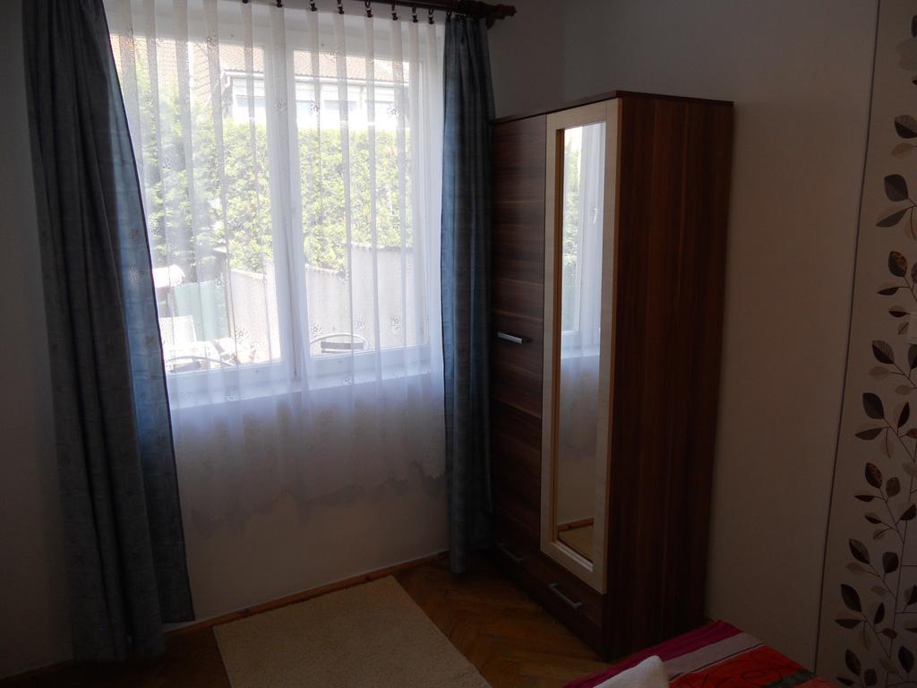 Beta Apartman Bük Esterno foto