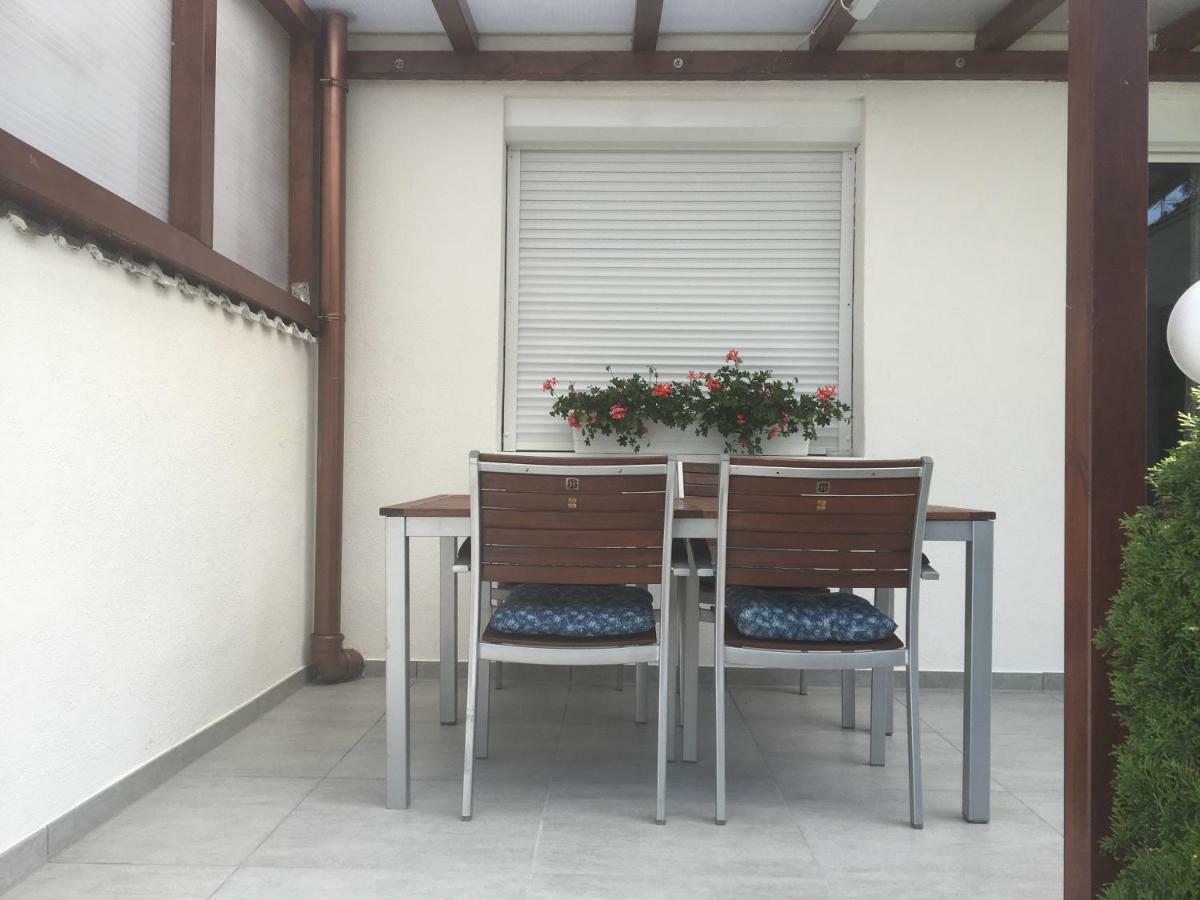 Beta Apartman Bük Esterno foto